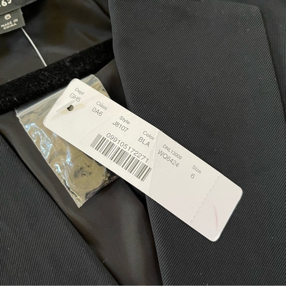 J. Crew 365 Blazer Jacket Suiting Double Breasted Classic Work Career Black NWT - Picture 8 of 12